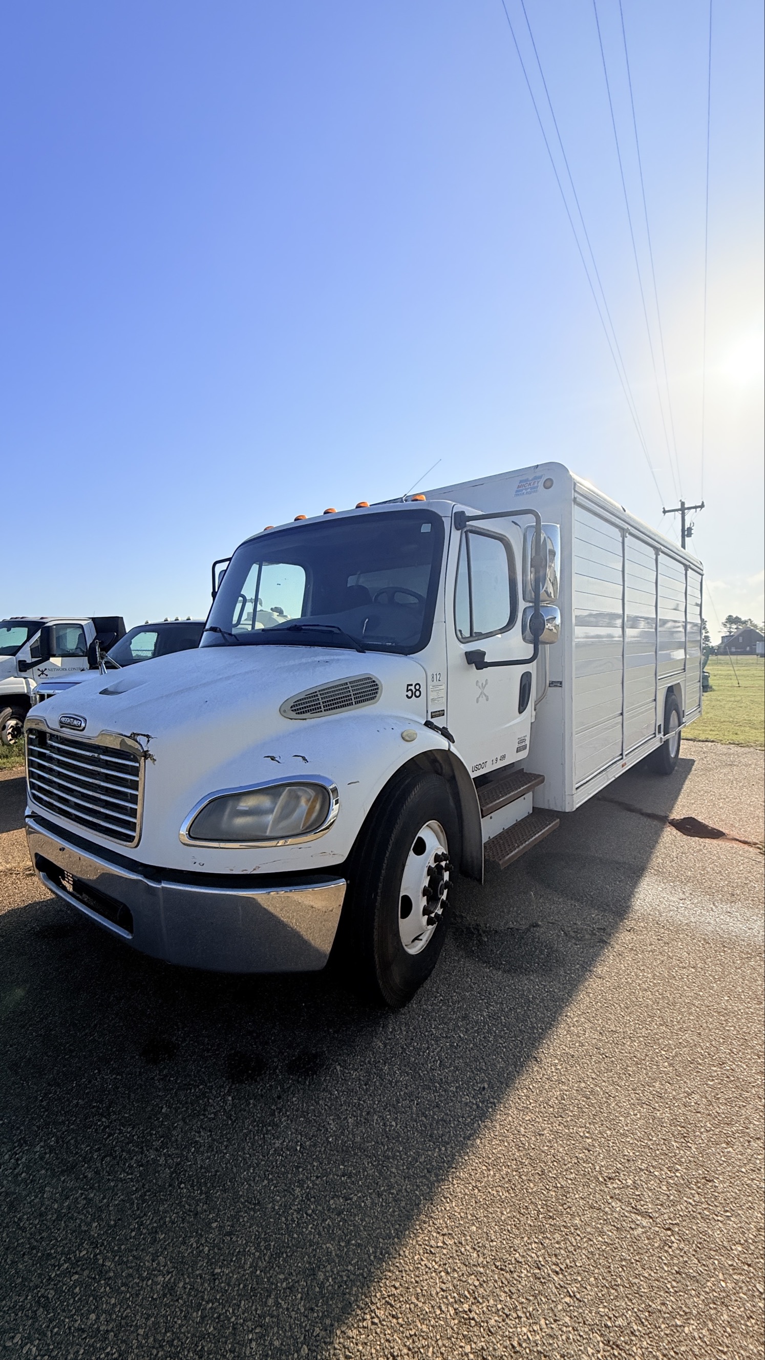 2007 Freightliner M2 106
